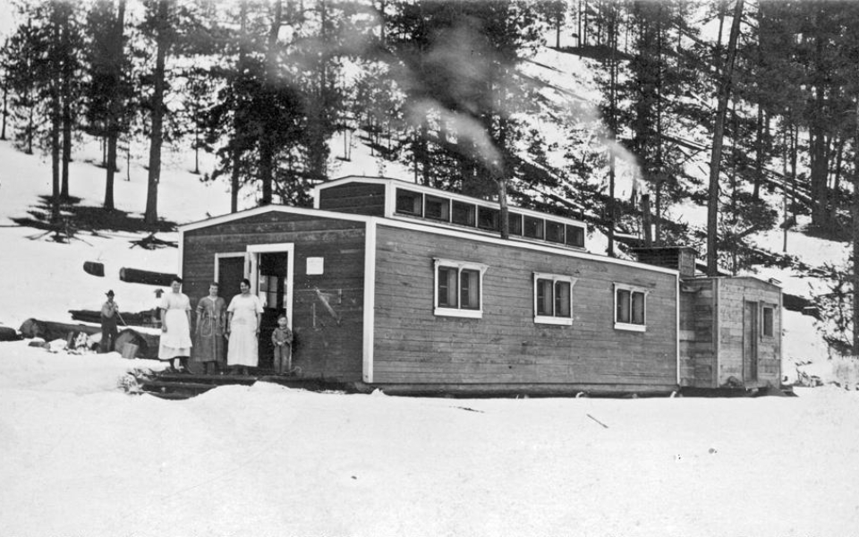 A.Maxville Logger Housing.1930s.WHC.000709